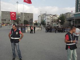 Plain clothes polis hangin around in Taksim